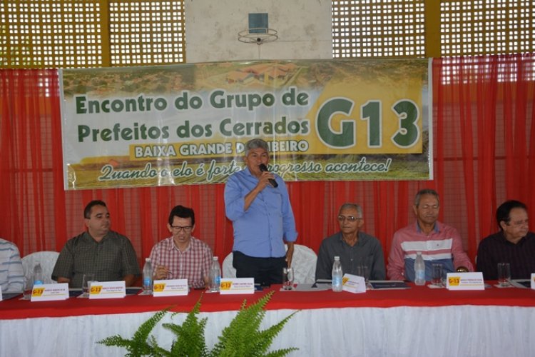 Baixa Grande do Ribeiro sedia encontro dos municípios do G13