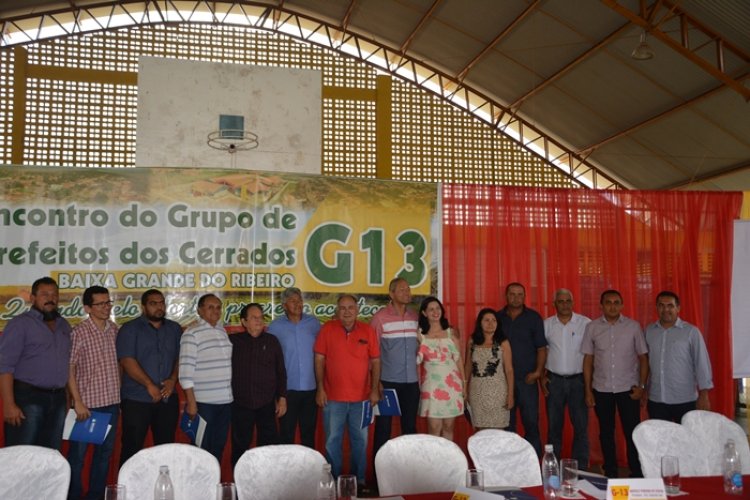 Baixa Grande do Ribeiro sedia encontro dos municípios do G13