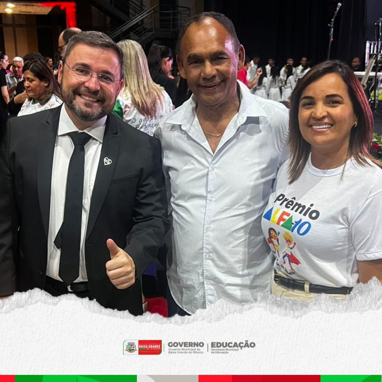 Secretaria de Educação de Baixa Grande do Ribeiro recebe Prêmio Alfa-10 por excelência em alfabetização escolar