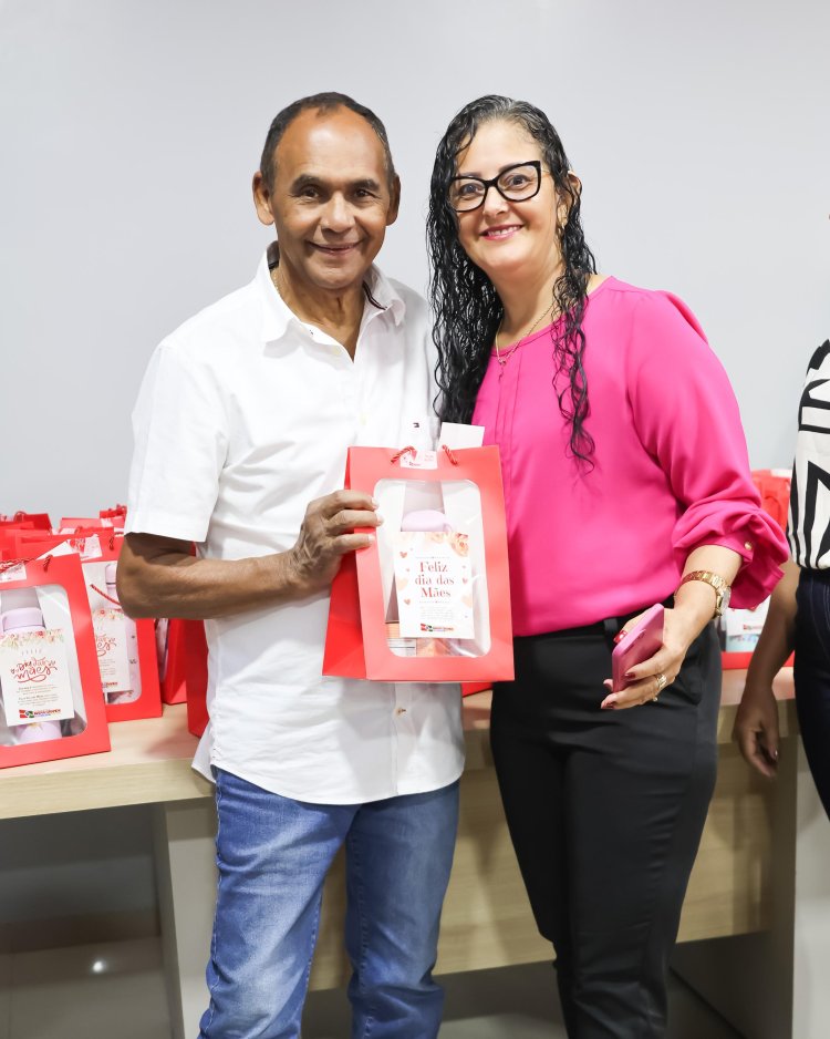 Homenagem Especial pelo Dia das Mães às Colaboradoras