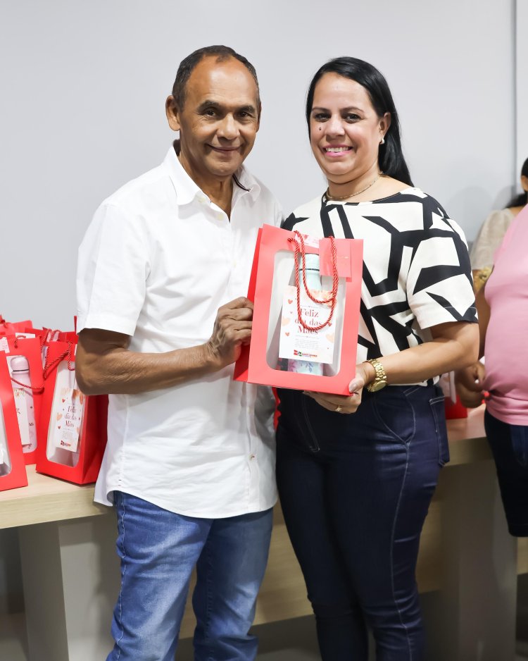 Homenagem Especial pelo Dia das Mães às Colaboradoras